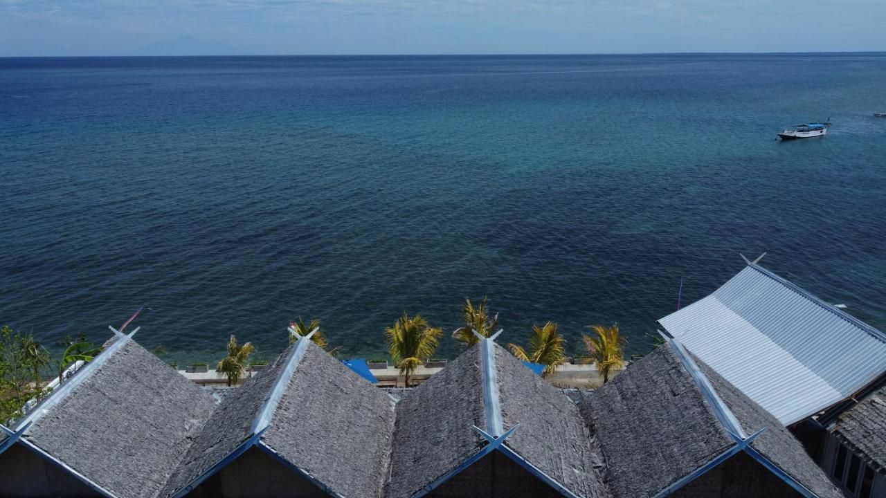 Moyo Island Resort Exteriér fotografie