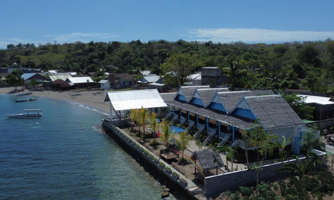 Moyo Island Resort Exteriér fotografie