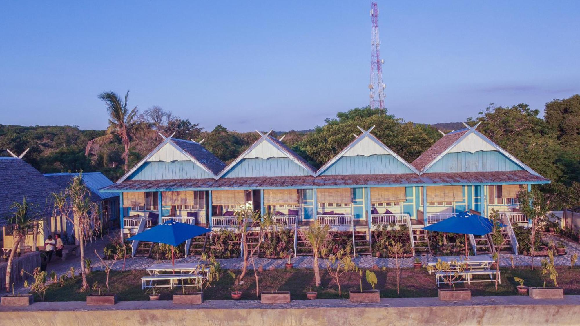 Moyo Island Resort Exteriér fotografie